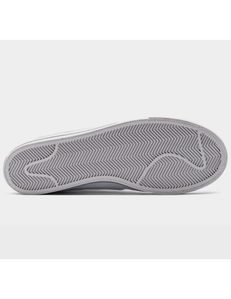 ZAPAROS NIKE LTHR COURT LEGACY DH3162 101