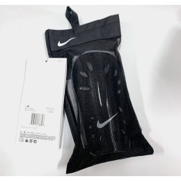 CANILLERA NIKE J GUARD NEG SP0040 009 2